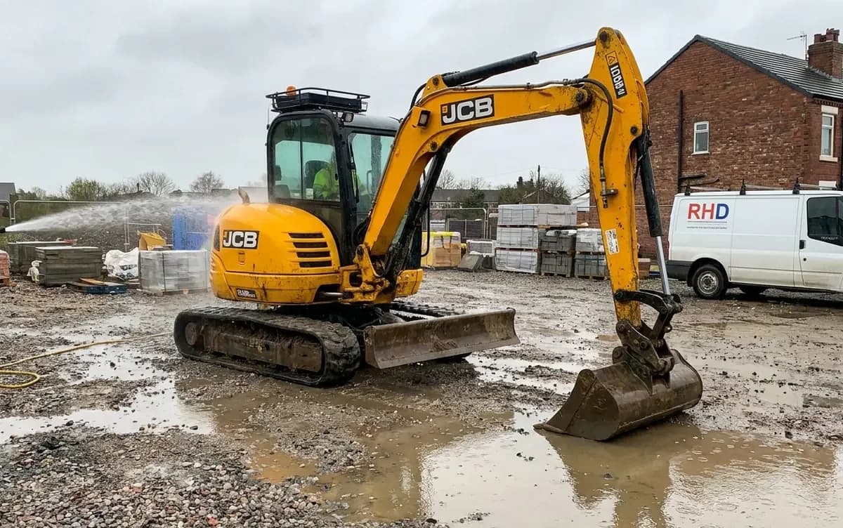 Site plant machinery cleaned down