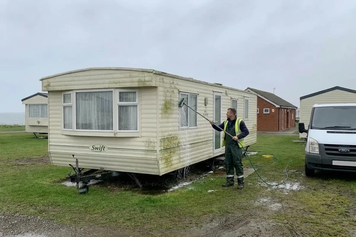 Static Caravan & Holiday Home Cleaning